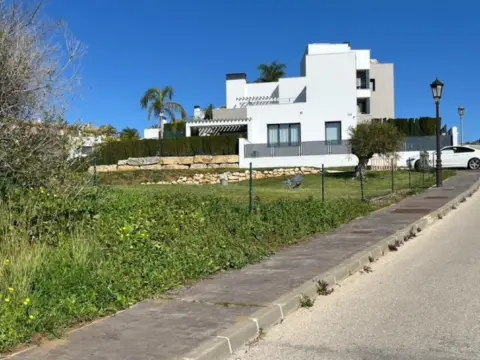 Terreno en calle Bendalid, 3